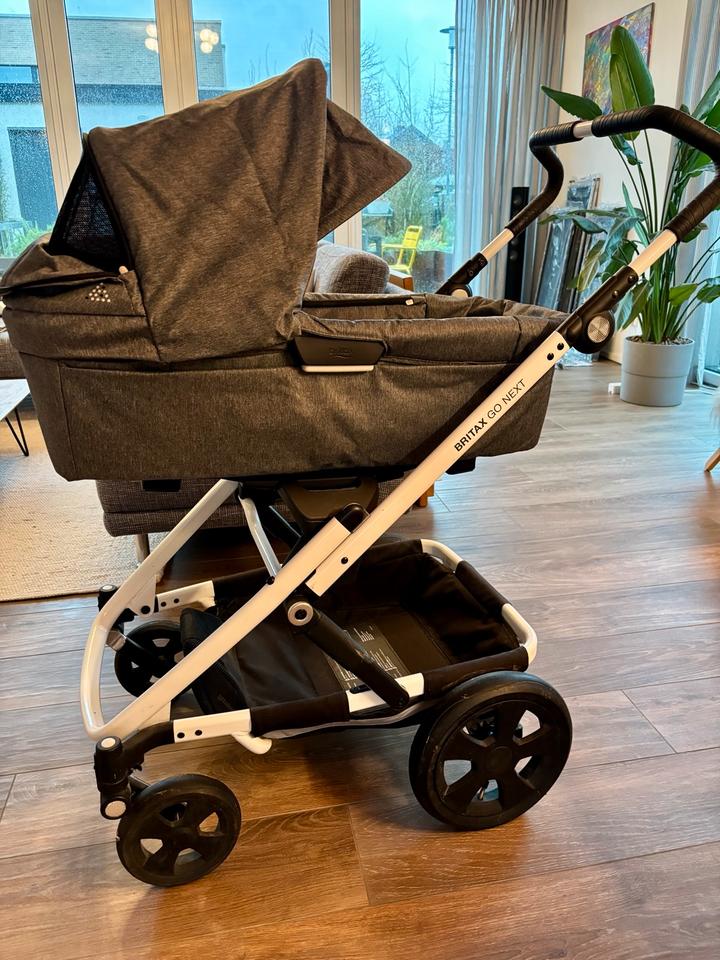Wie neu Britax Römer Go Next Kinderwagen und Buggy in Willich