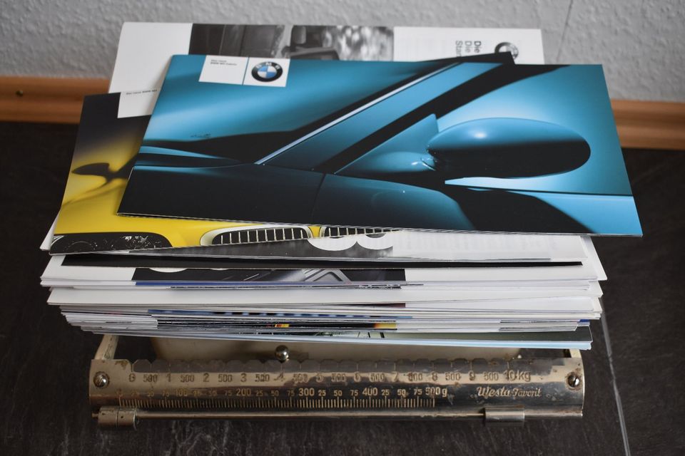4 kg BMW Prospekte aus Sammlung - Überraschungspaket in Ebhausen