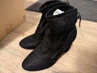 Edle schicke schwarze Stiefeletten Gr. 38 Sachsen - Crimmitschau Vorschau