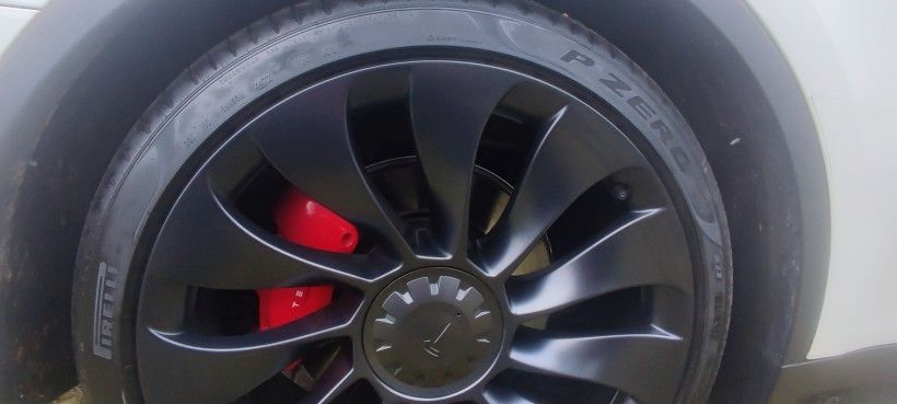 Tesla Model Y Performance mit AHK wie NEU *** Sofort abzugeben*** in Bochum