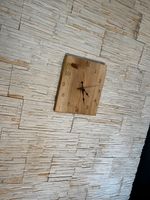 Wanduhr aus Holz mit Baumkante Gr L individuell Personalisiert Bayern - Lagerlechfeld Vorschau