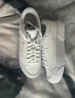 Nike Sneaker Damen Leipzig - Altlindenau Vorschau