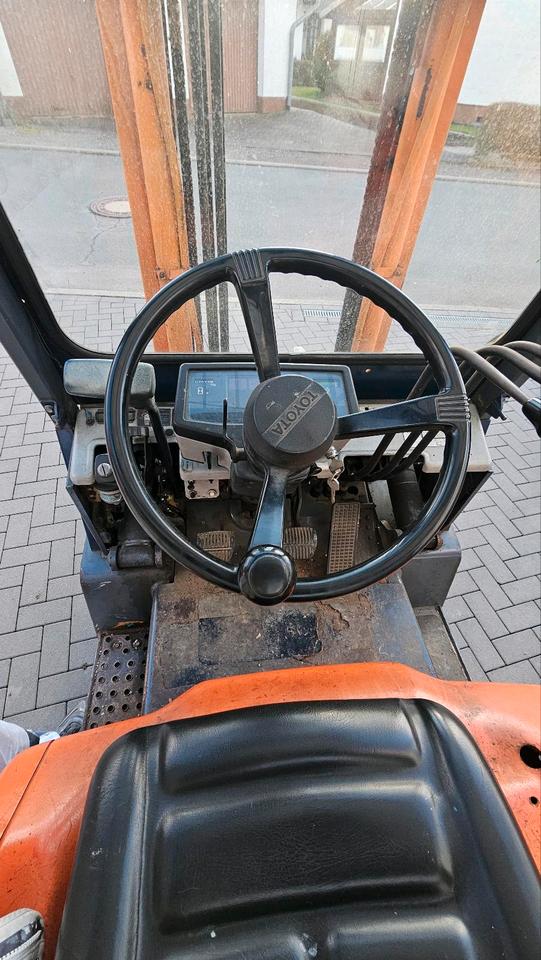 Toyota 40-5fg15 mit hydraulischen Gabel seitenschieber, Stapler in Lichtenfels