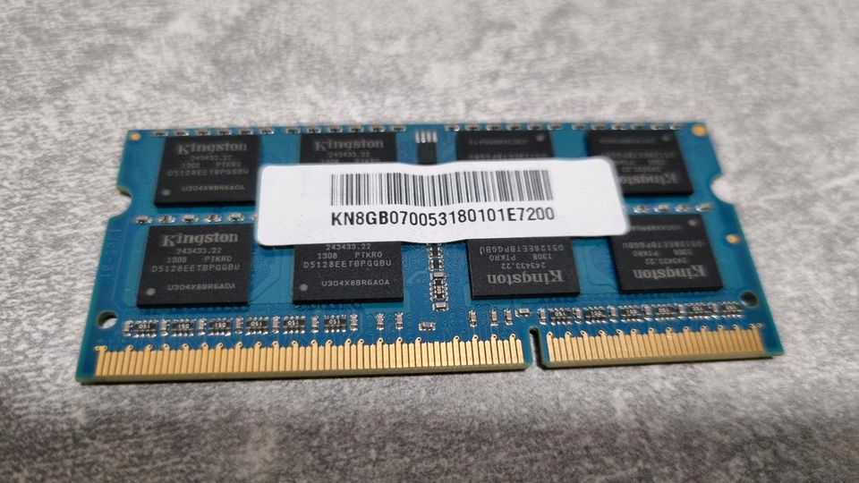 Kingston 1× 8GB RAM 1600Mhz DDR3 - 2Rx8 PC3 in Bautzen