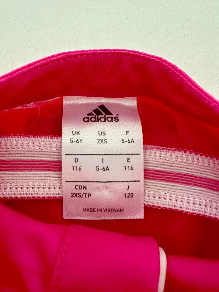 Real Madrid Kinder Trikot Kit, Pink / Rosa, Gr. 116, 2014/2015 in Stuttgart