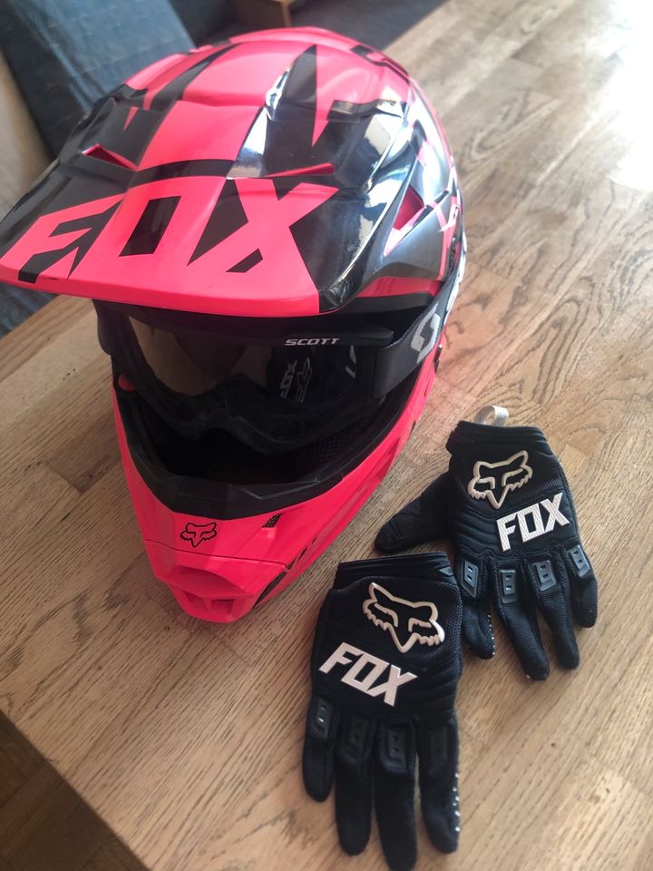 FOX-Helm,Brille,Handschuhe in Schönsee