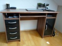 Schreibtisch mit Tastaturauszug Nussbaum schwarz Kr. Altötting - Pleiskirchen Vorschau