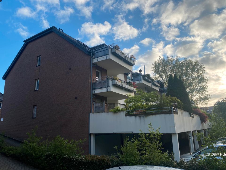 Moderne EG-Whg. mit Terrasse/Garten & Garage in Krefeld