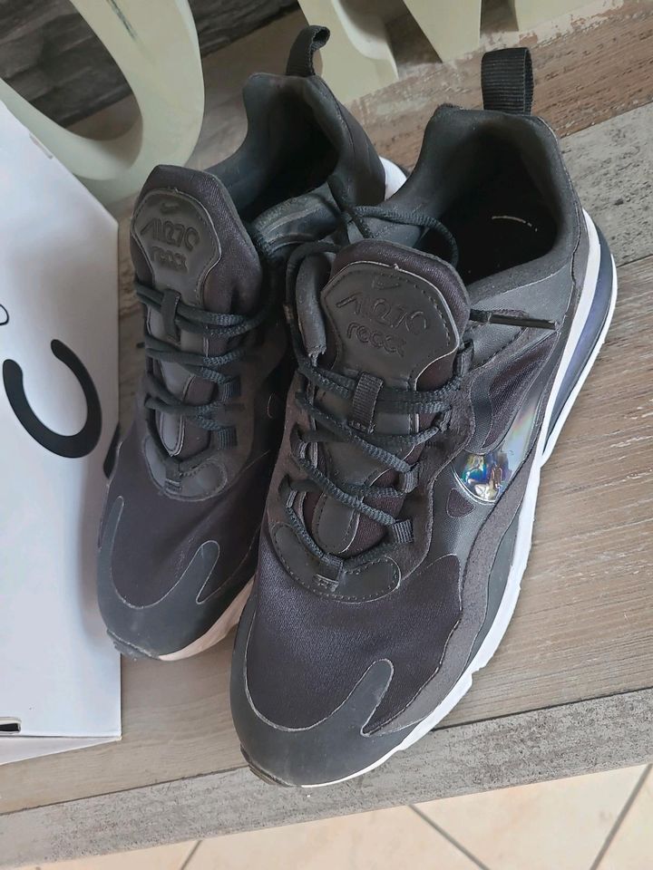 Nike air Max 270 React schwarz Gr.40 in Uedem