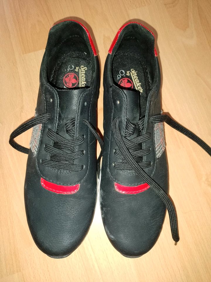 Damen Rieker Sneaker, schwarz - rot, Gr. 40 , neuwertig in Bechhofen