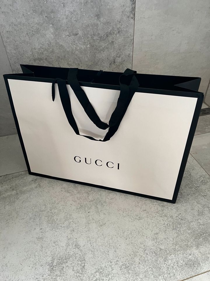 Gucci Tasche Papier Tasche in Saarwellingen