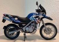 BMW F650 Dakar Modell 1:18 Enduro absoluter Blickfang Nordrhein-Westfalen - Eslohe Vorschau