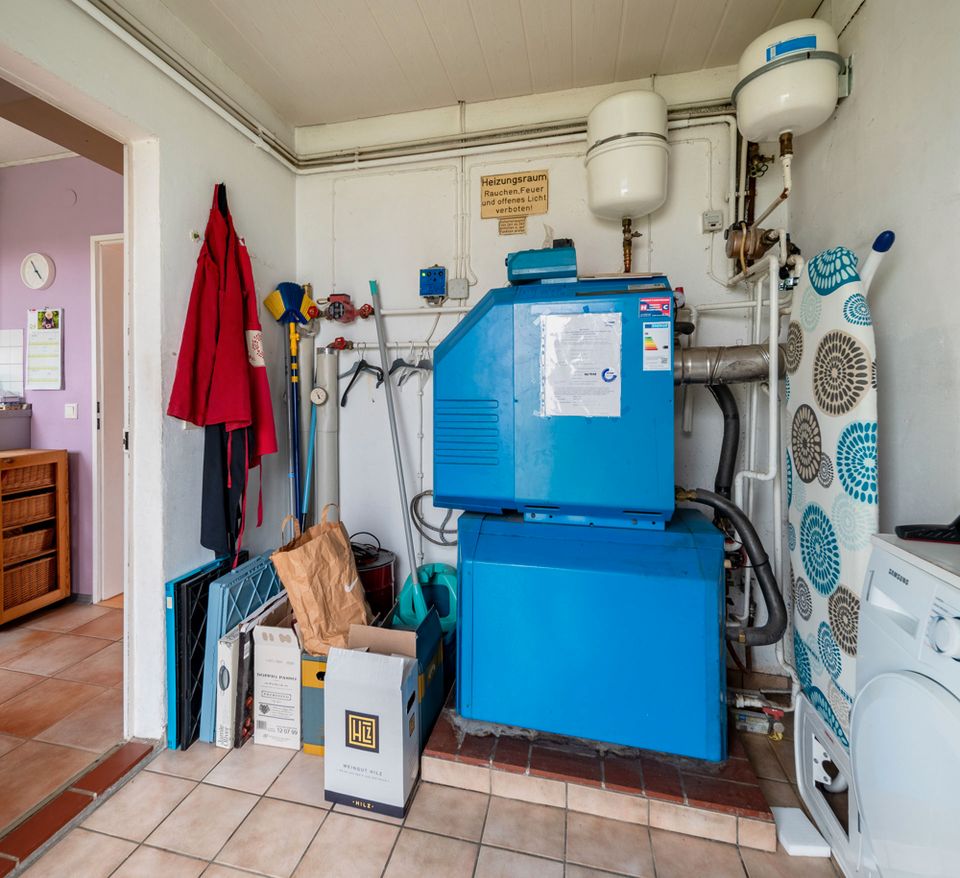 Ebenerdiges Wohnen im Grünen: Dieser Bungalow bietet Platz und viele Gestaltungsmöglichkeiten. in Oster-Ohrstedt