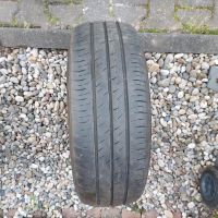 1x Sommerreifen 185/60R15 88H, Kumho 5 mm, DOT1818 Hessen - Karben Vorschau