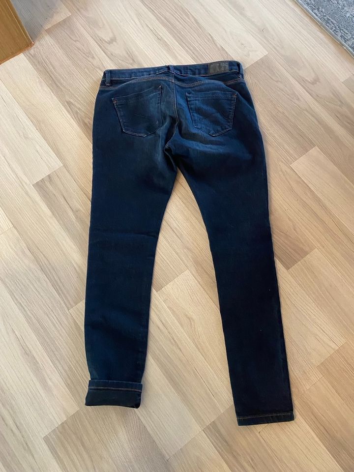 Jeans super skinny leg 40 Short clockhouse in Neuwied