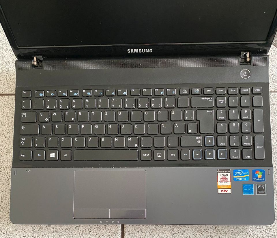 Samsung Notebook NP300E5C Laptop defekt in Celle