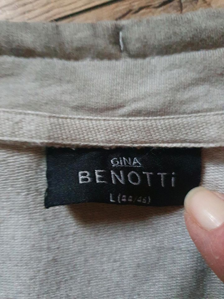 Gina Benotti Gr. L,44/46 2xJacke,Sweatjacke , Strickjacke,2Tücher in Flammersfeld