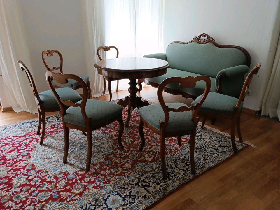 Biedermeier Wohnzimmer in Grabenstätt