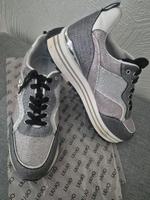 Liu Jo Schuhe schwarz/rosa Gr. 41 Hessen - Maintal Vorschau
