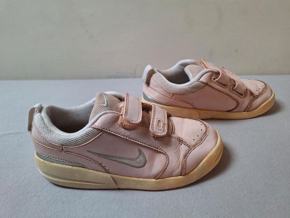 Kinder Mädchen Schuhe NIKE Größe 30 Rosa in Groß-Gerau