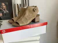 Rieker coole Anti Stress Sandale beige 37 Neu Nordrhein-Westfalen - Hamm Vorschau