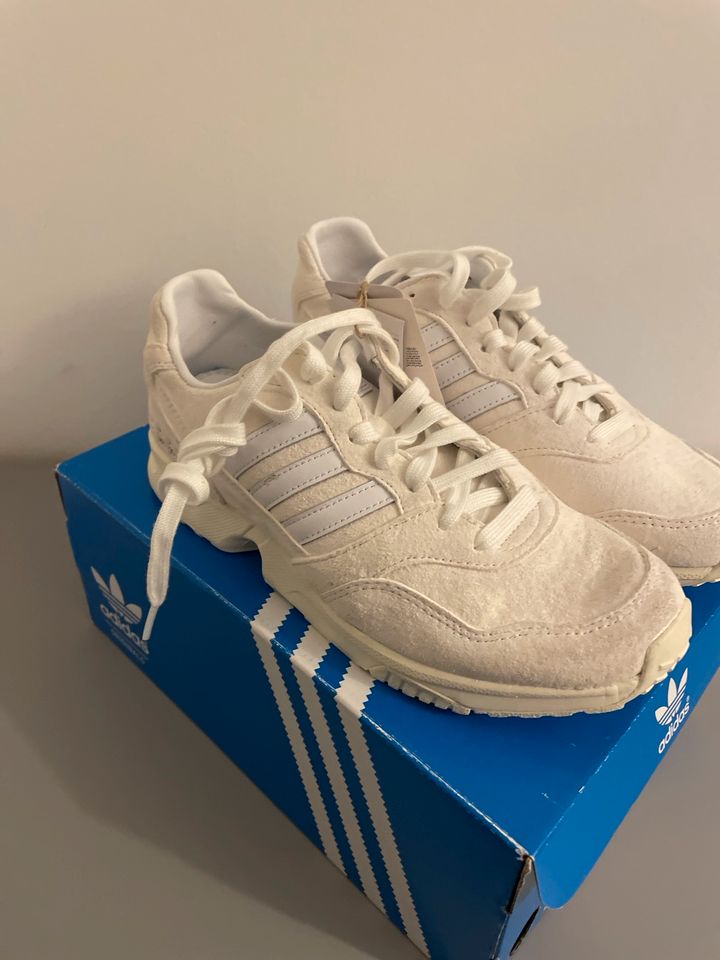 Adidas ZX 1000 C Gr. 40 2/3 in Grasleben