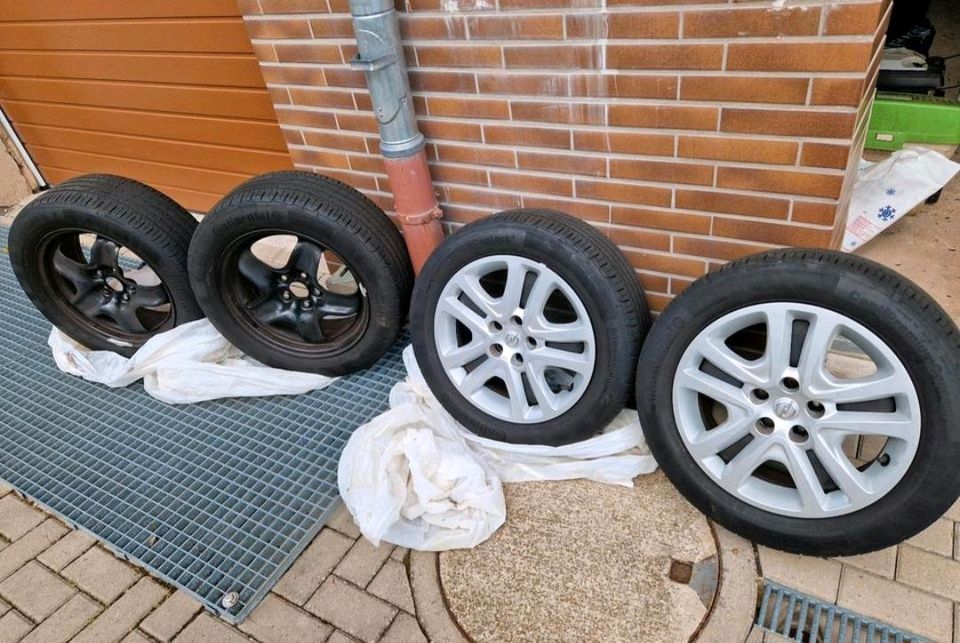 Sommerreifen 205/55 R 16 auf Stahlfelgen in Schwalmstadt