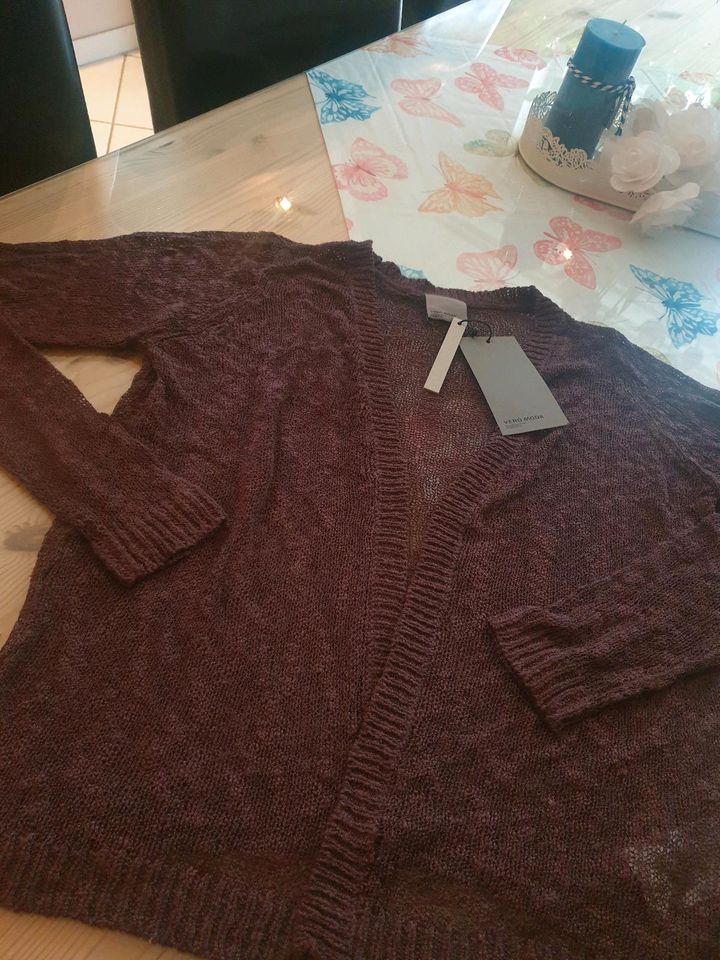 Strickjacke vero Moda NEU in Herzberg am Harz