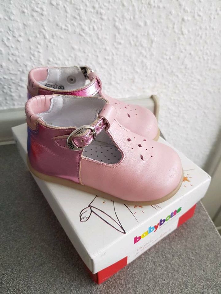 Baby Mädchen Ballerinas halbschuhe gr.20 in Murrhardt