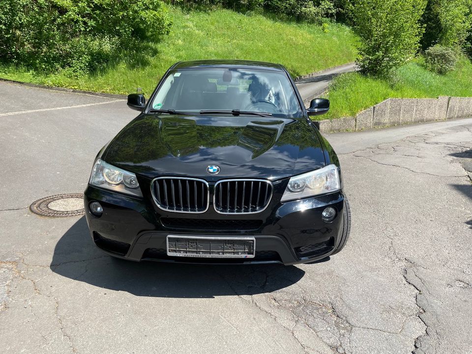 BMW X3 AHK ALLRAD SCHALTWAGEN in Gummersbach