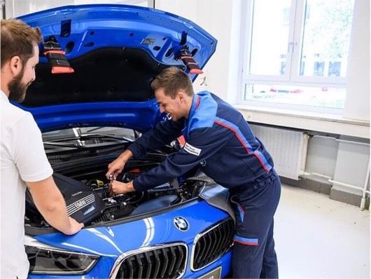 SUCHE mechaniker für BMW / Rapartur / in Gladbeck