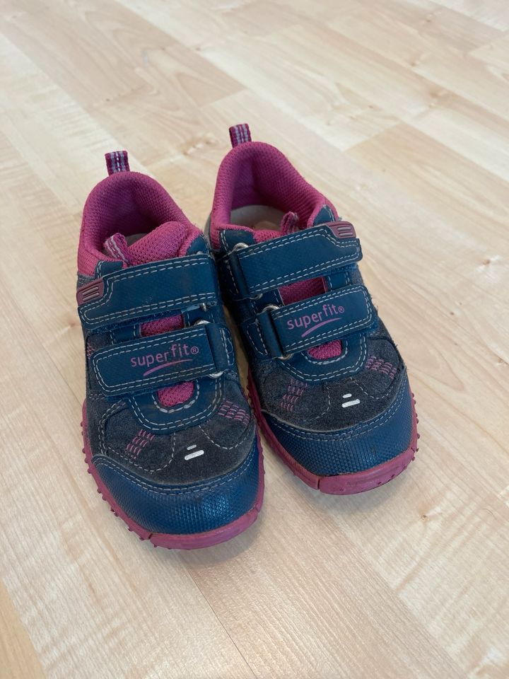 Superfit Halbschuhe Klett Mädchen blau/pink Gr. 27 TOP! in Rieseby