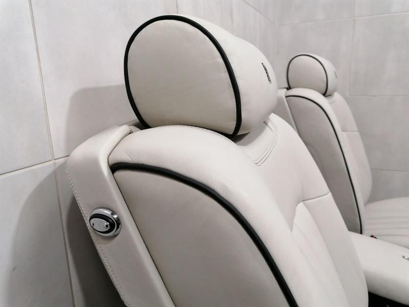 ROLLS ROYCE PHANTOM weiss Sitze komplett /complete seats in Görlitz