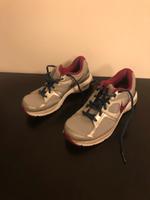 Nike Frauen Sneaker Gr.36 - 2x benutzt Sportschuhe 2€ ✅ Essen - Essen-Ruhrhalbinsel Vorschau