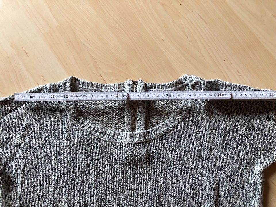 Grau melierter Strickpullover Gr. 38 in Grafrath