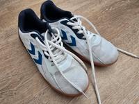 Hummel Sportschuhe Hallenschuhe Sneaker weiß Größe 39 Kreis Pinneberg - Halstenbek Vorschau