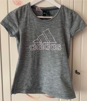 Adidas T-Shirt/Sport grau Gr.152 Nordrhein-Westfalen - Langerwehe Vorschau