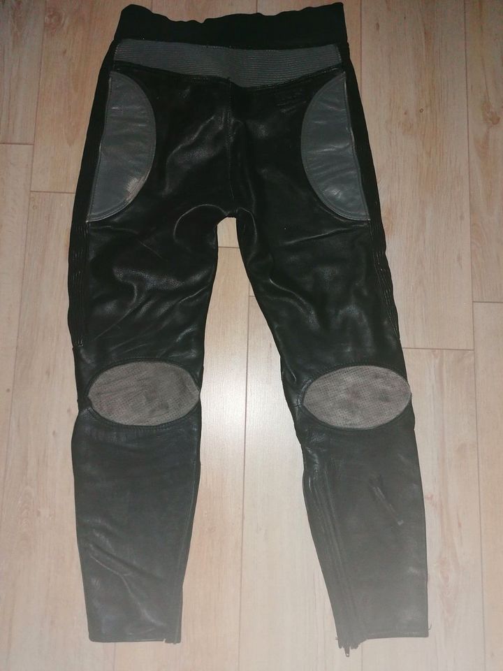 Motorradhose Leder für Herren Gr. 54 in Vierkirchen