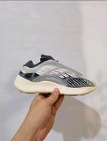 Adidas Yezzy 700 V3 Fade Salt Dortmund - Oespel Vorschau