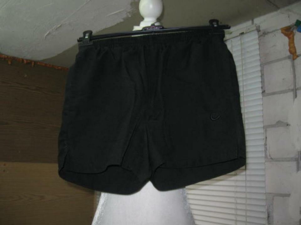 *** Schlichte Sportshorts *** in Herzfelde