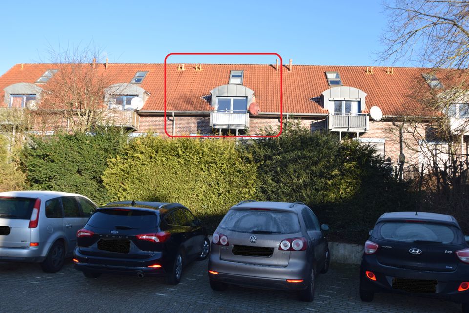 Bezugsfreie Zweizimmer-Eigentumswohnung mit ausgebautem Dachboden in guter Wohnlage von Wardenburg in Wardenburg