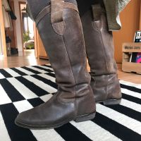 braune Winterstiefel Schuhe Boots Leder 90er vintage GR. 37 Hamburg-Mitte - Hamburg St. Georg Vorschau