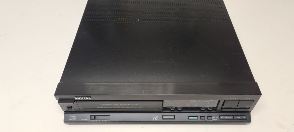 Philips CD-373 schwarz in Bruchköbel