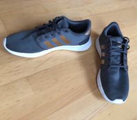 Sneaker Adidas memoryfoam grau gold Gr. 39 1/3 / UK 6 / US 7 1/2 Nordrhein-Westfalen - Wadersloh Vorschau