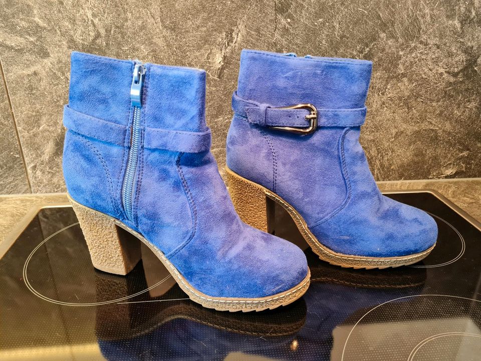 Damenschuhe Stiefel blau Größe 38 in Nürnberg (Mittelfr) - Südstadt | eBay  Kleinanzeigen ist jetzt Kleinanzeigen