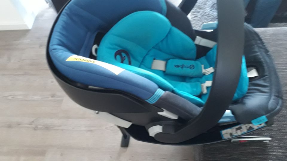 Cybex Babyschale inkl. Isofix-Station in Kaarst