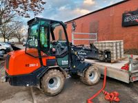 Kubota RT280-2 Hoflader Radlader Anbaukehrmaschine Nordrhein-Westfalen - Arnsberg Vorschau