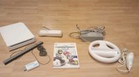 Nintendo Wii mit Mario Kart, Controller, Lenkrad und Zubehör Nordrhein-Westfalen - Hemer Vorschau