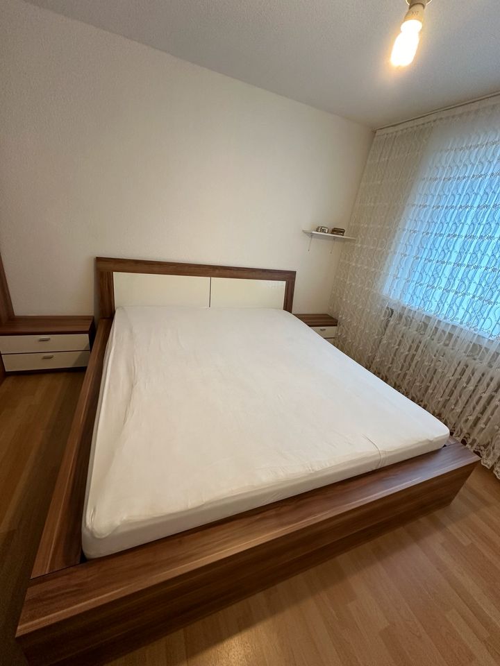 Komplett Schlafzimmermöbel 180x200, top Zustand in Dillenburg
