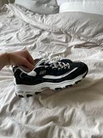 Skechers dlites biggest fan schwarz wie neu gr. 40 Mitte - Wedding Vorschau